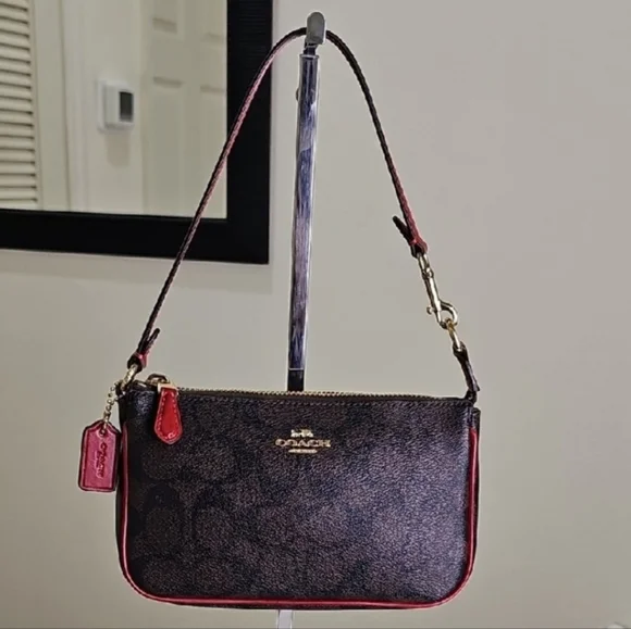 COACH C3308 Red/Gold Nolita 19 In Signature Canvas Excellent Like New Condition - Picture 2 of 5